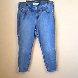 Torrid Blue Ankle Cropped Jeans with Slim Fit and Contrast Stitching